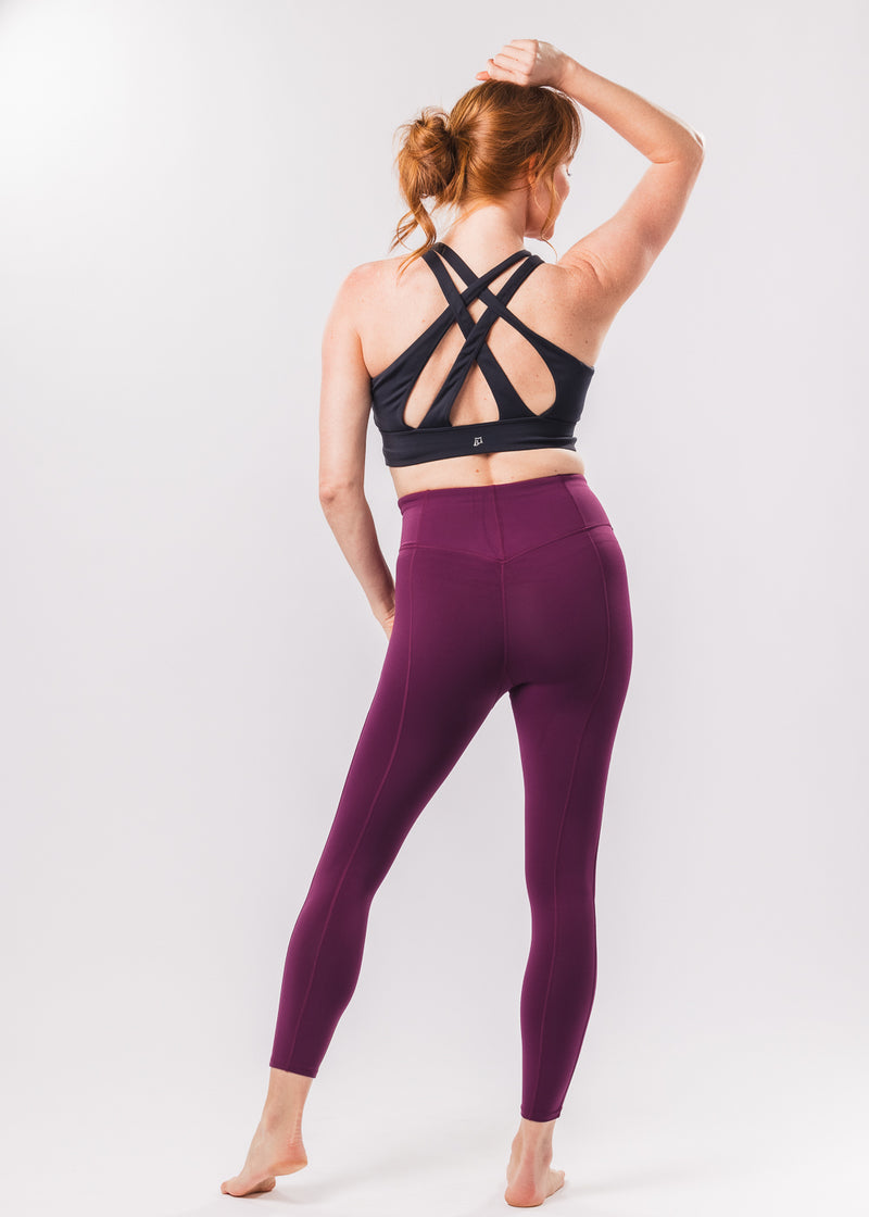 Maroon athletic leggings with pockets